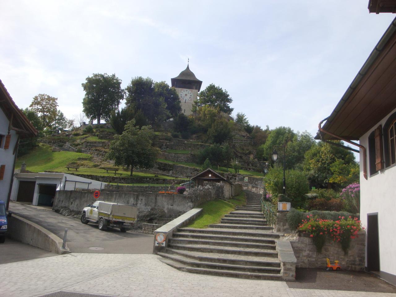 L'église de Chateau d'Oex, le refuge du footing ;-)